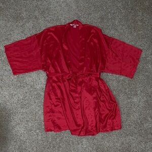 Victoria Secret Red Short Satin Robe
Size: X-Small/Small
